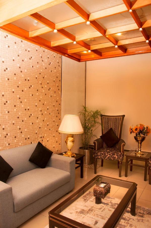 Royal Elegance Hotel Lahore Exterior foto